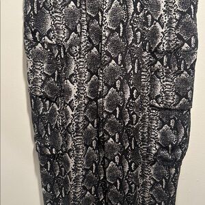 Alice + Olivia Monochrome Patterned Pants